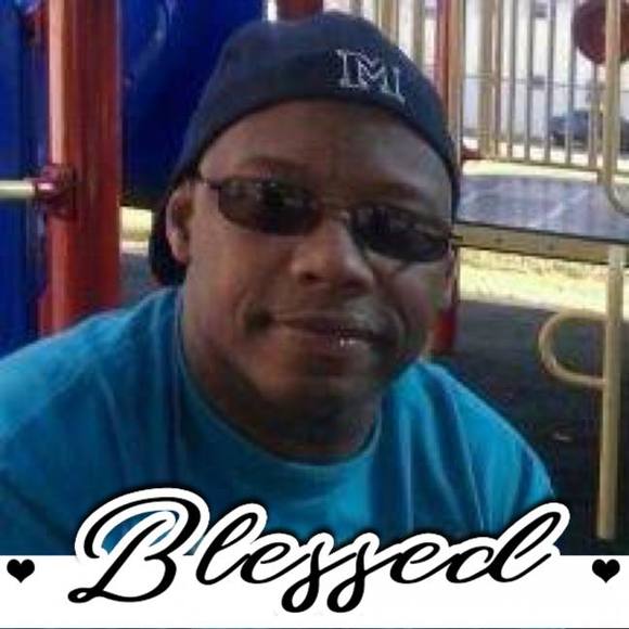 Meet your Posher, Milton - Picture 1 of 1